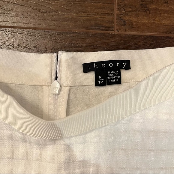 Theory White Waffle Skirt - Picture 3 of 3